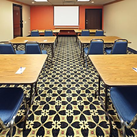 Holiday Inn Express & Suites Fayetteville University Of Arkansas Area By Ihg Kültér fotó