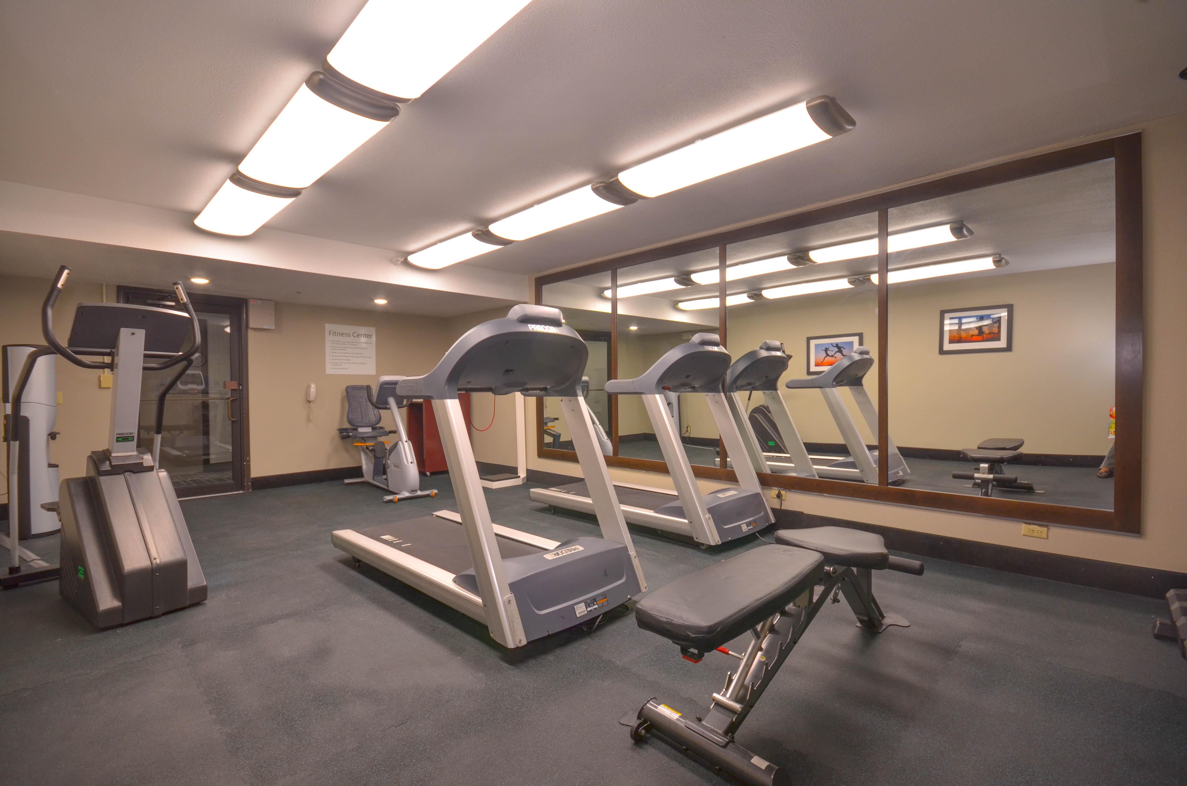 Holiday Inn Express & Suites Fayetteville University Of Arkansas Area By Ihg Kültér fotó